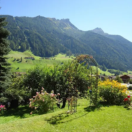 Guest house Josefinenhof 2*