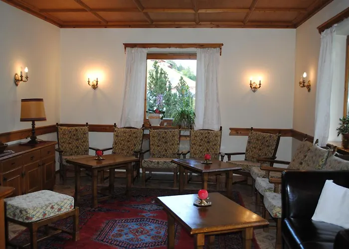 Josefinenhof ノイシュティフト・イム・シュトゥーバイタール