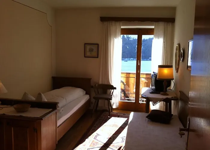 Josefinenhof ノイシュティフト・イム・シュトゥーバイタール